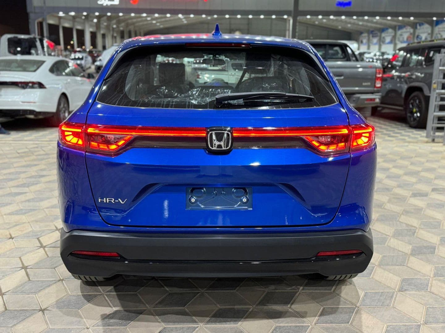 [object Object] هوندا هوندا HR-V V DX 2024 - صورة مصغرة 2