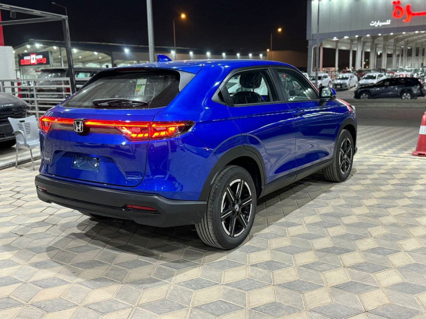 [object Object] هوندا هوندا HR-V V DX 2024 - التصميم الخارجي - مظهر خارجي أنيق