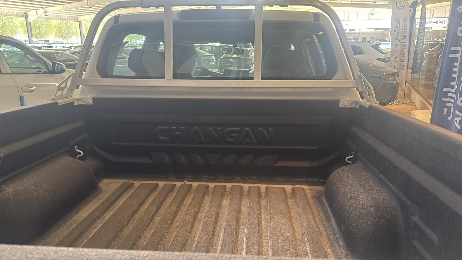 [object Object] شانجان شانجان أوميجا دبل اتوماتيك 2025 - التصميم الخارجي - مظهر خارجي أنيق