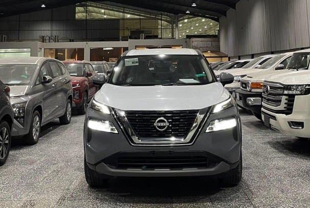 [object Object] نيسان نيسان اكس تريل اس دفع رباعي 5 مقاعد 2025 - صورة مصغرة 4