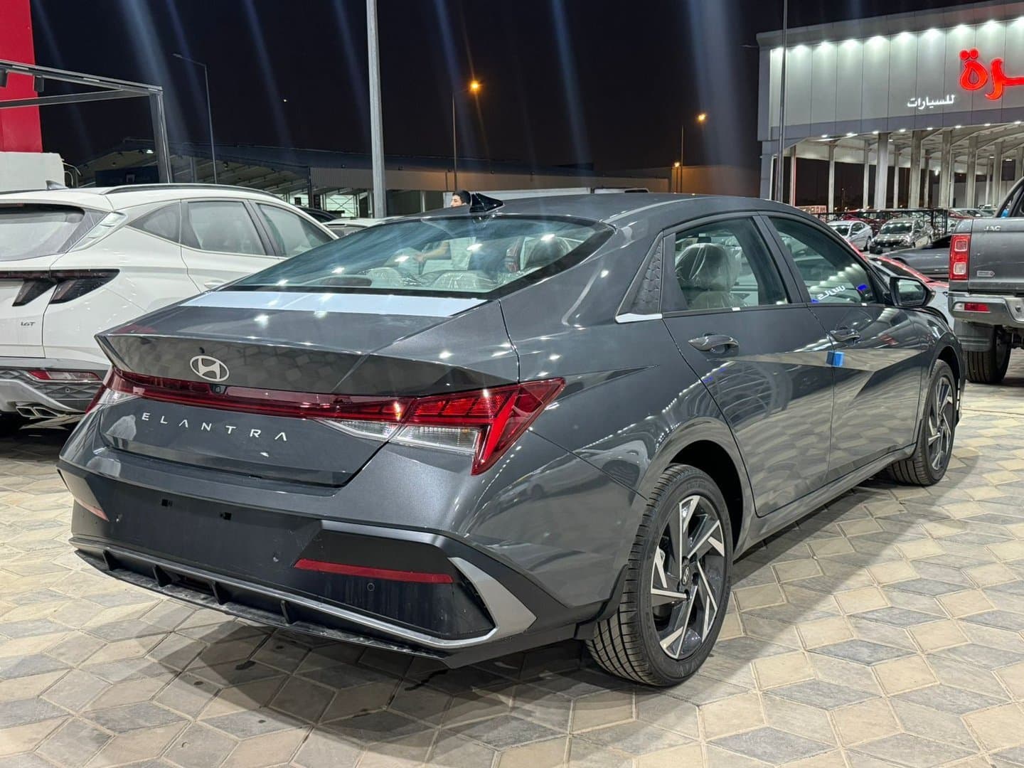 [object Object] Hyundai Hyundai Elantra Smart 1.6 Liter 2025 - Thumbnail 3