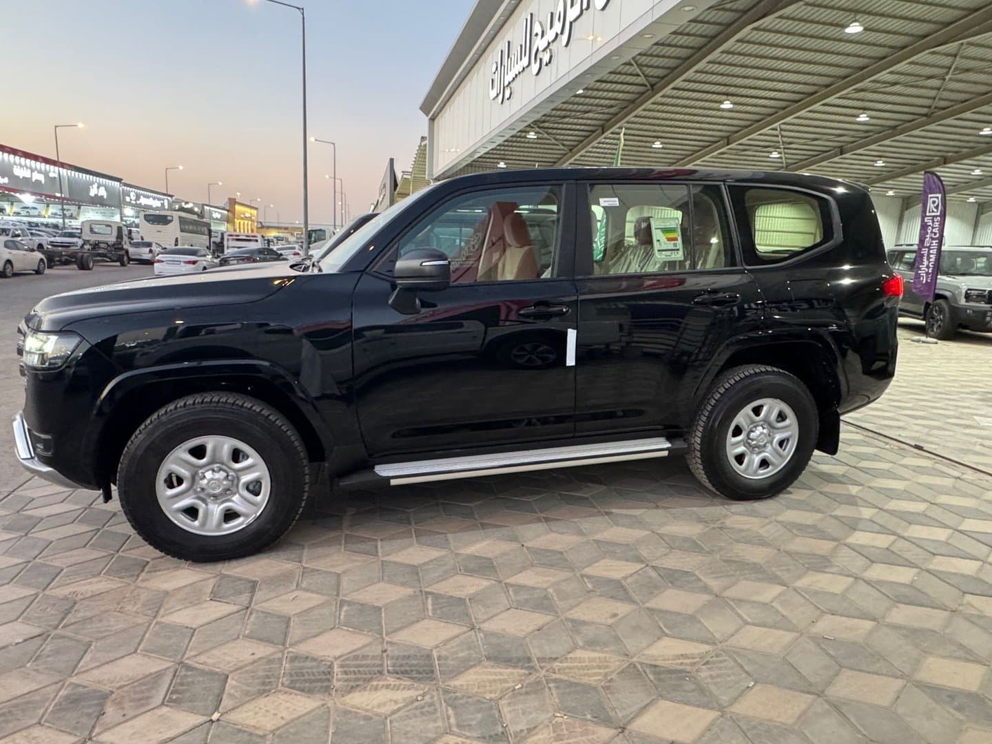 [object Object] تويوتا تويوتا لاندكروزر جيكسار L1 2025 قطري - صورة مصغرة 2