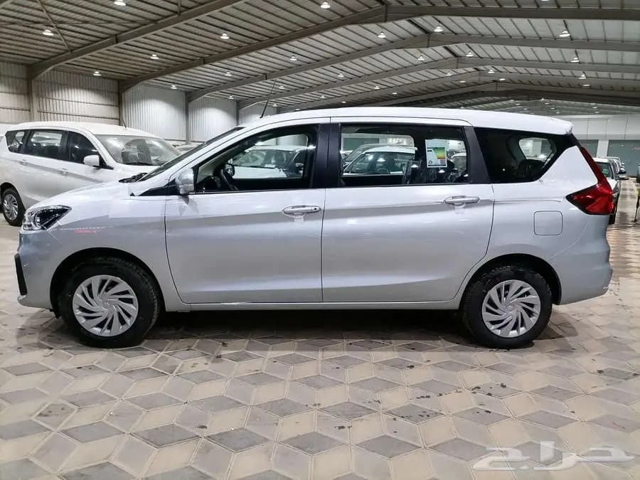 [object Object] سوزوكي سوزوكي ارتيجا GL  2025 - صورة مصغرة 3