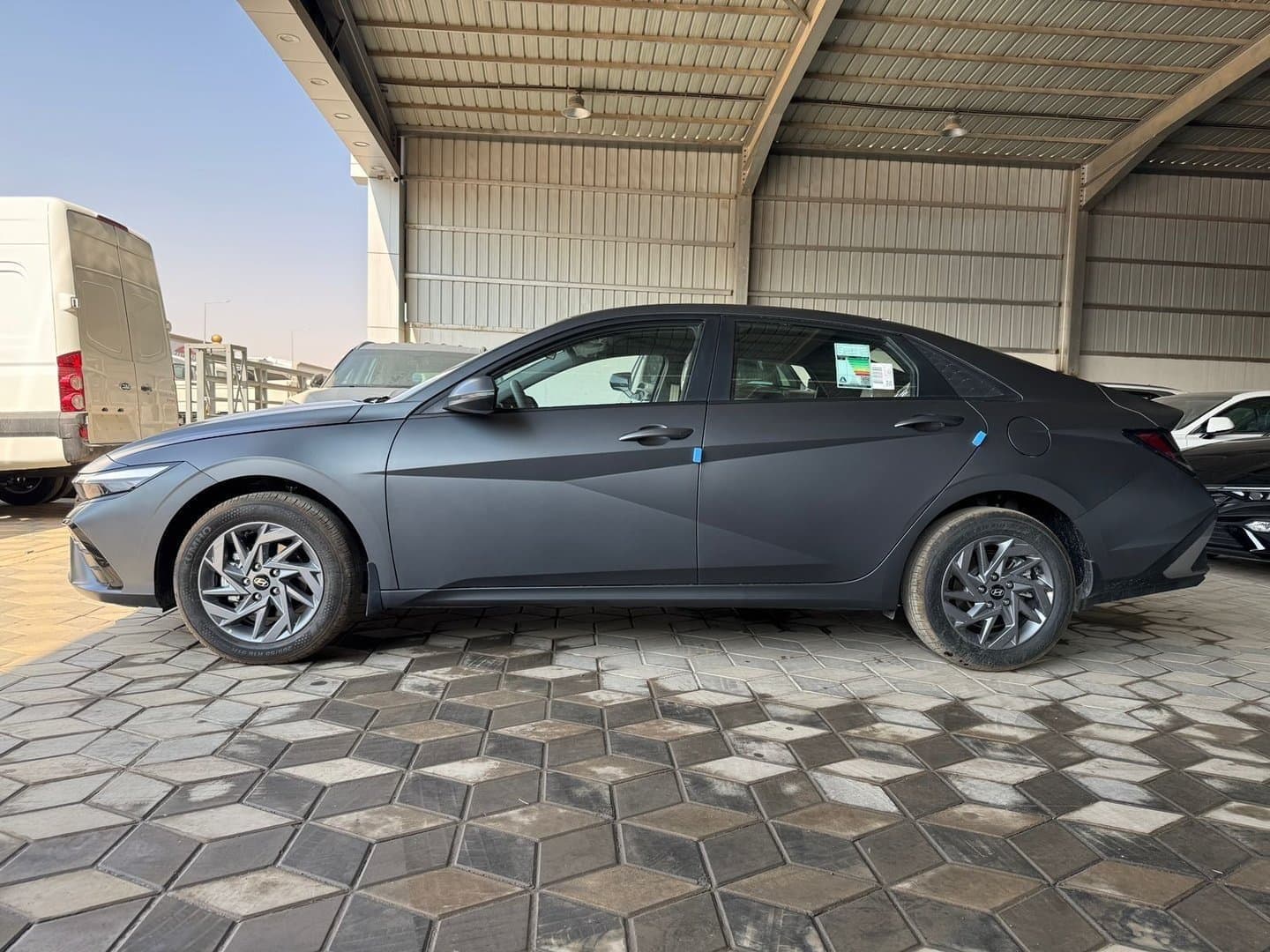 [object Object] Hyundai Hyundai Elantra Smart 2.0L 2026  - Thumbnail 2