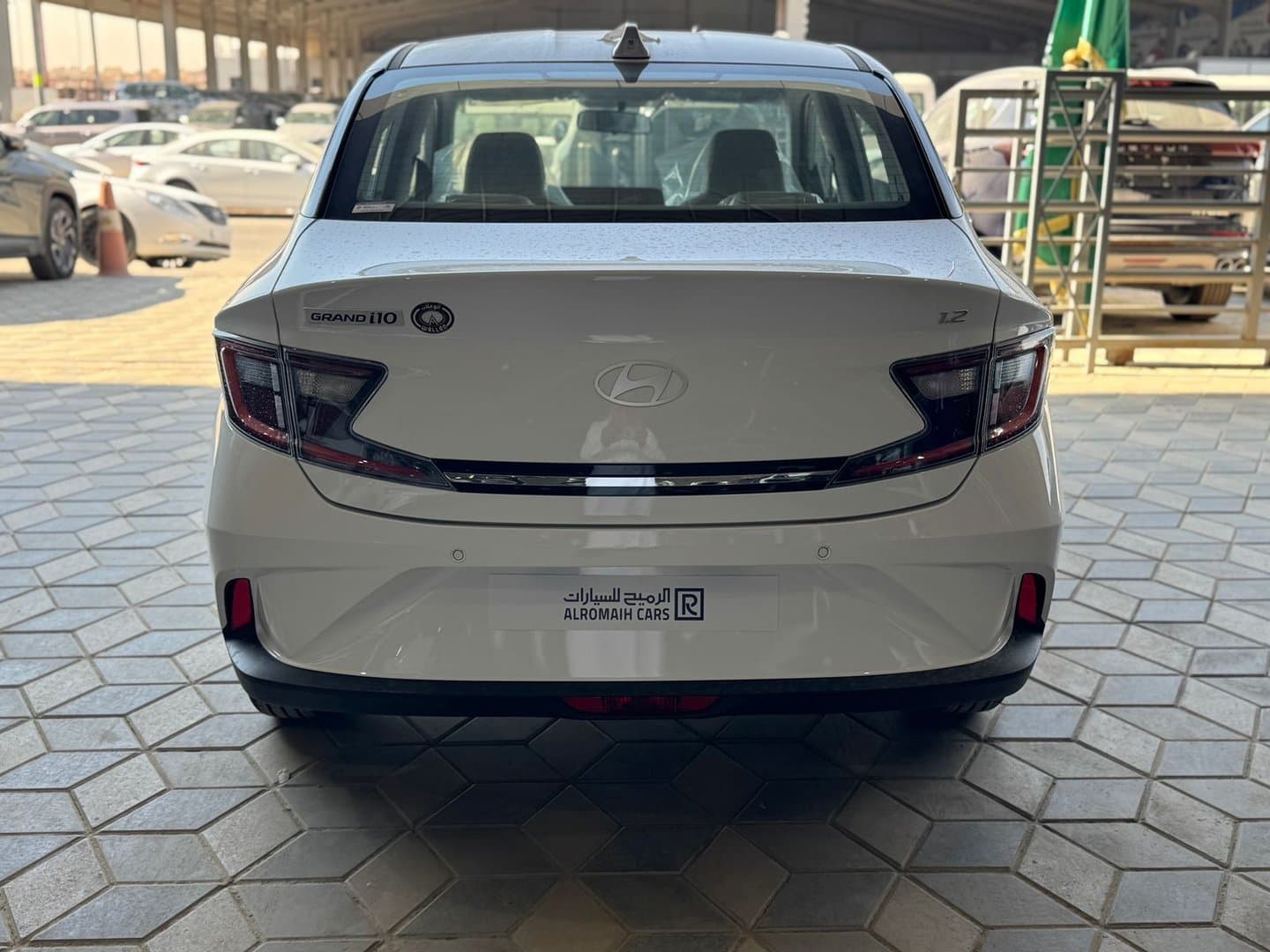 [object Object] Hyundai Hyundai i10 Fleet 2026 - Thumbnail 4