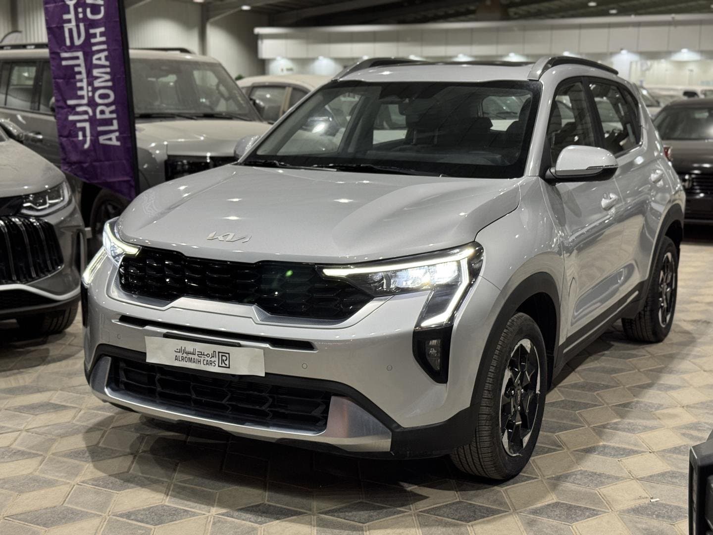 [object Object] كيا كيا سونيت جي ال اس فل كامل فتحة سقف 2024 - صورة مصغرة 3