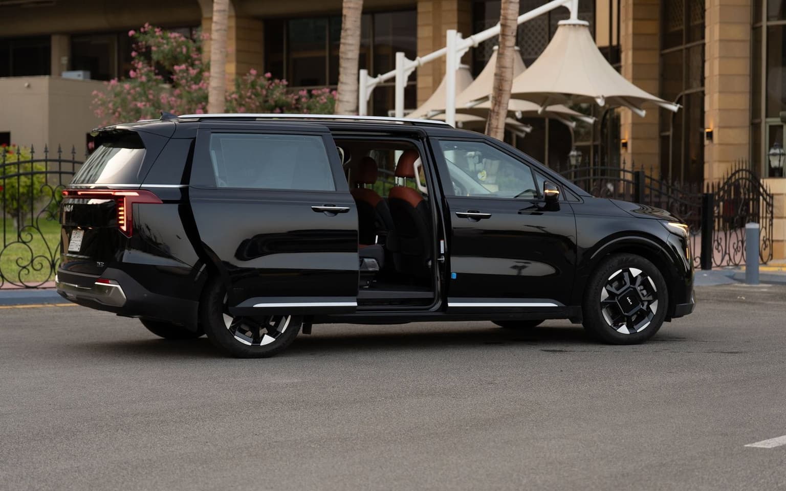 [object Object] KIA Kia Carnival GLS MID 2026 - Thumbnail 5