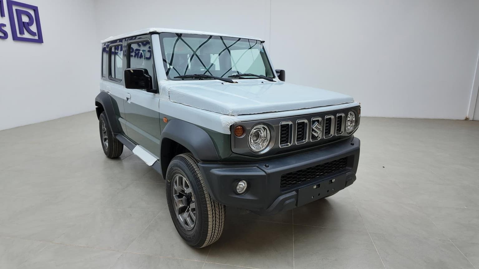 2026 سوزوكي سوزوكي جيمني جي إل إكس 5 Door دبل كابينة Model 2026 - التصميم الخارجي - مظهر خارجي أنيق