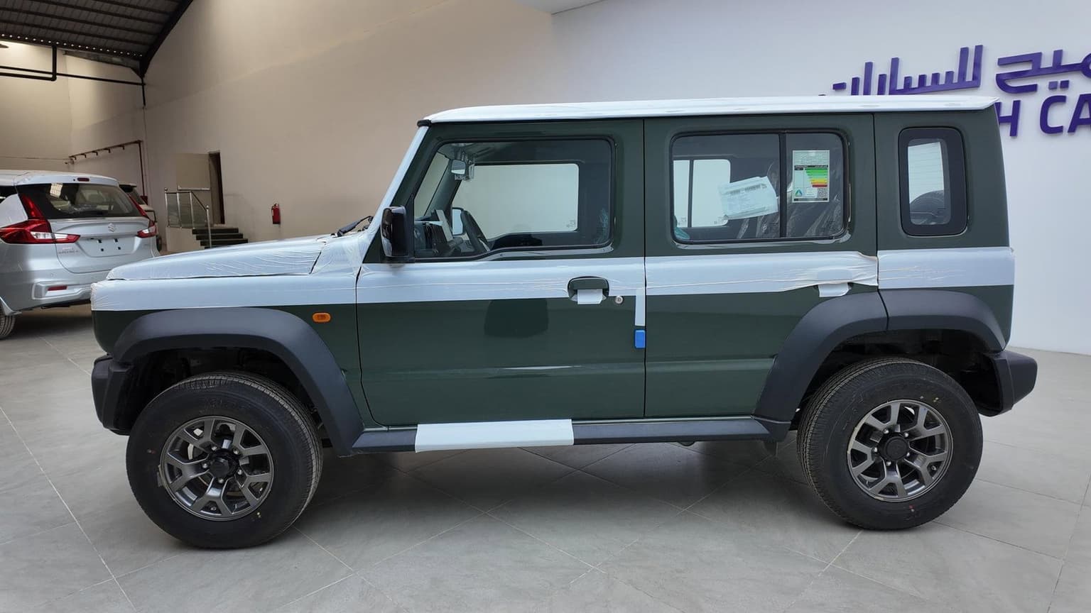 2026 سوزوكي سوزوكي جيمني جي إل إكس 5 Door دبل كابينة Model 2026 - صورة مصغرة 4