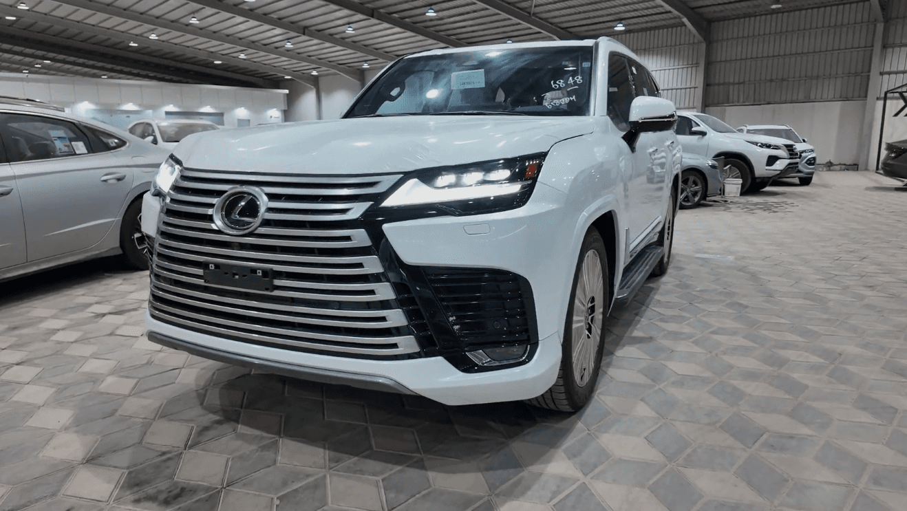 2026 Lexus Lexus LX 600 2026 - Thumbnail 3