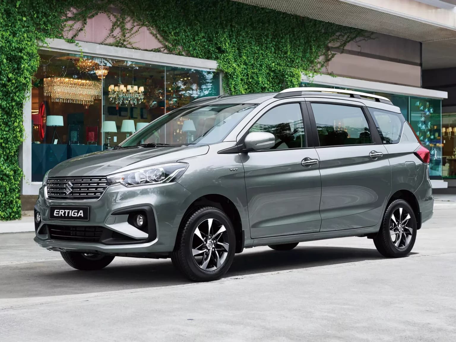 Suzuki Ertiga GLX vs GL 2025: Which 7-Seater Is the Smarter Family Buy?