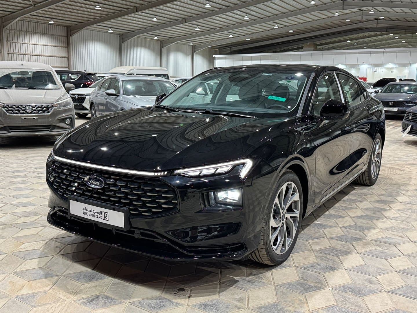 فورد تورس تيتانيوم 2025 - exterior - Image 1