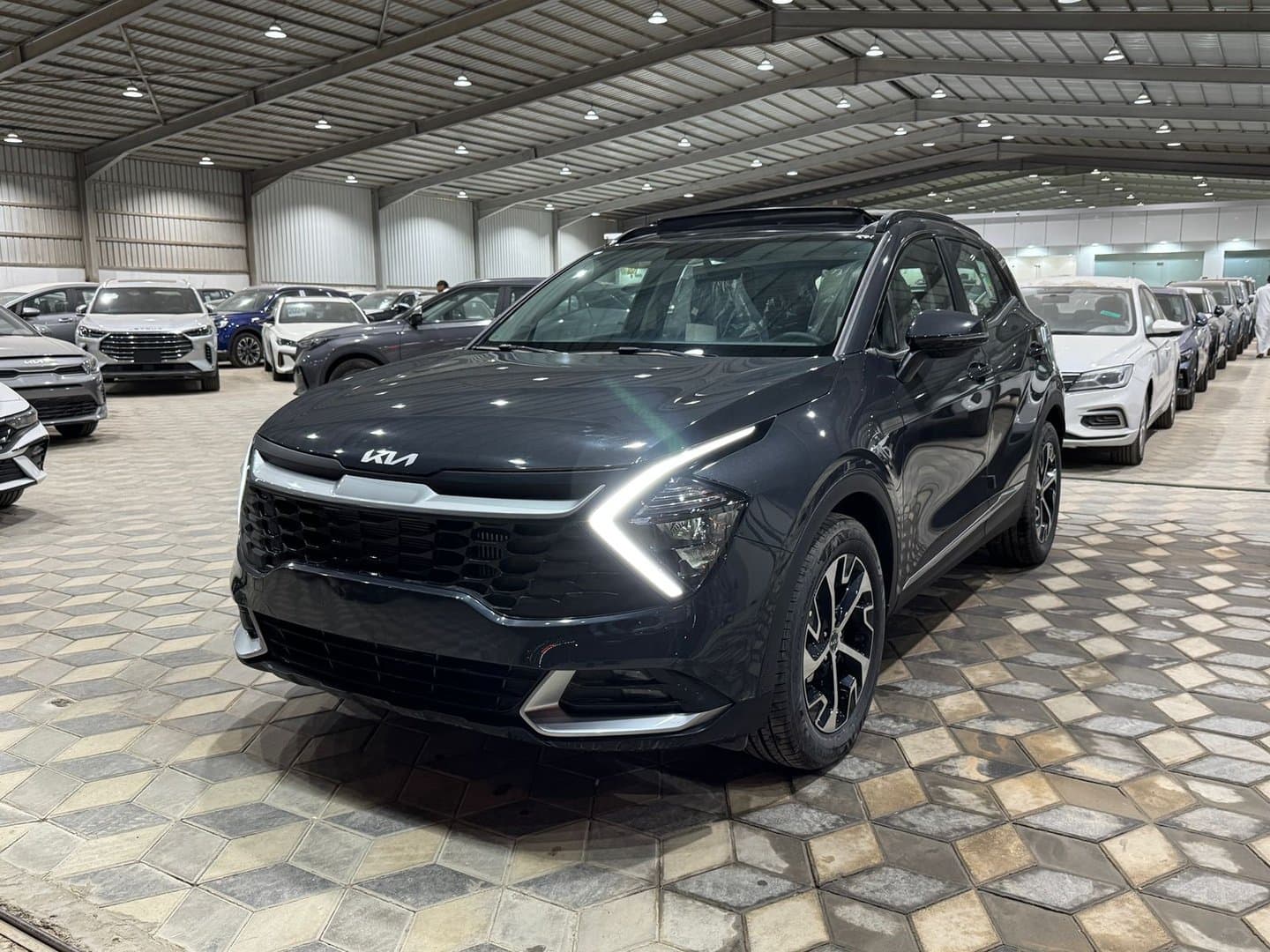 Kia Sportage GLS Without Double Wheel 2024 - exterior - Image 1